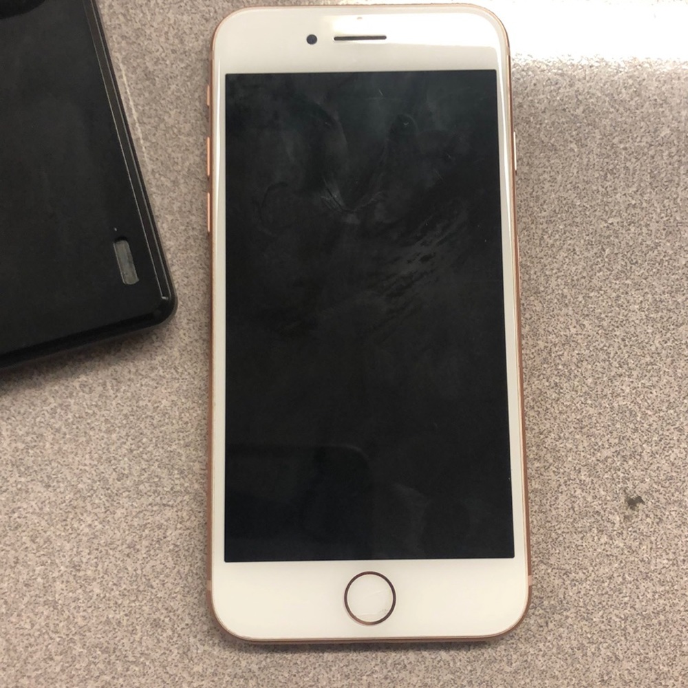 iPhone 8